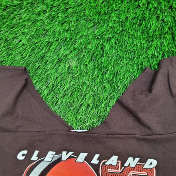 Vintage 80s Cleveland Browns Shirt XS/S 18x19 Boxy Cropped Football - Picture 6 of 12